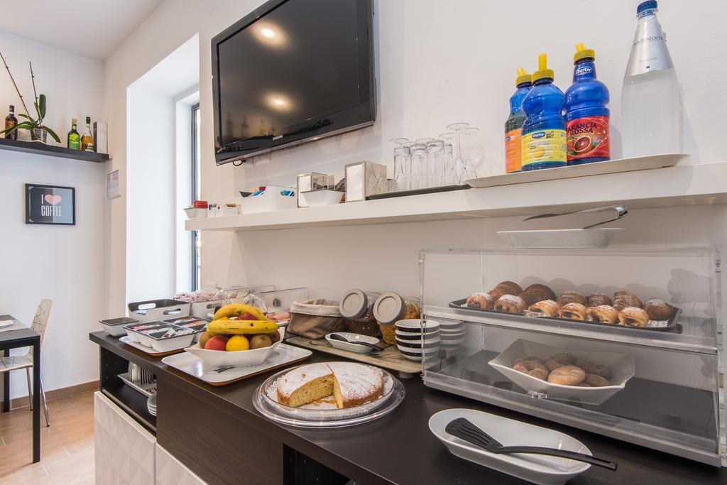 Eroom42 Guest House Roma Esterno foto