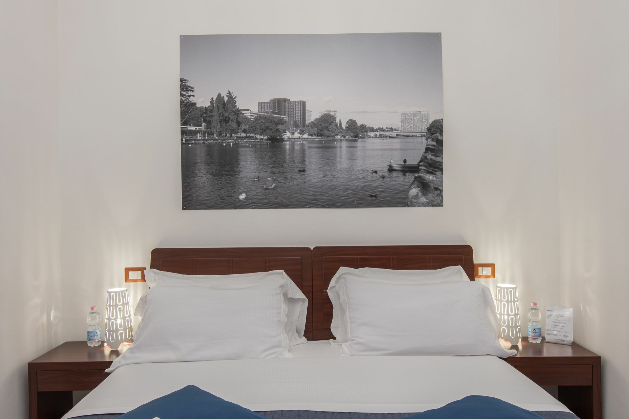 Eroom42 Guest House Roma Esterno foto