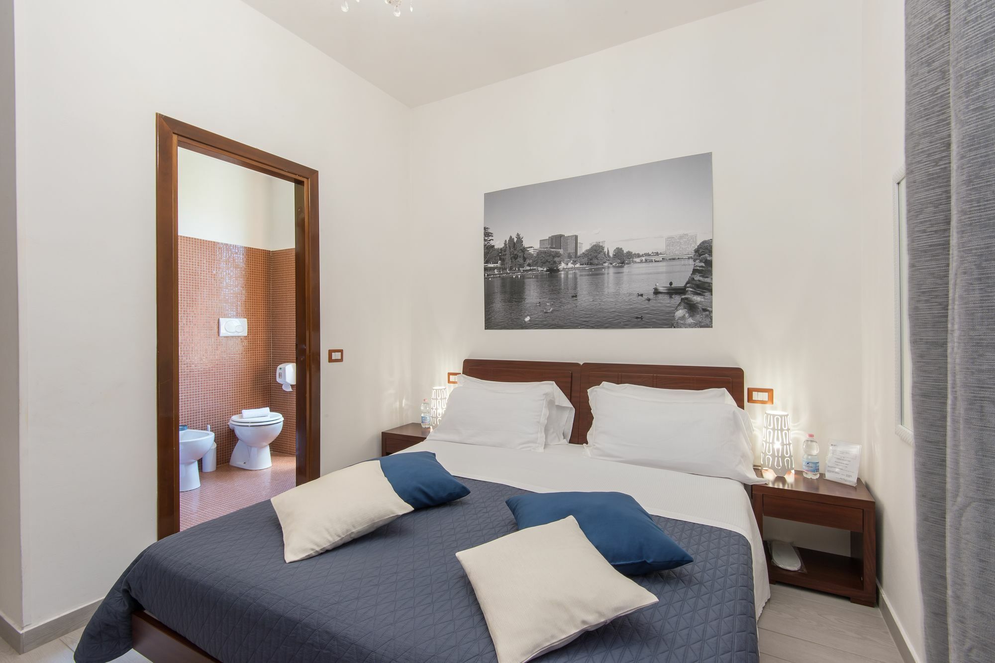 Eroom42 Guest House Roma Esterno foto